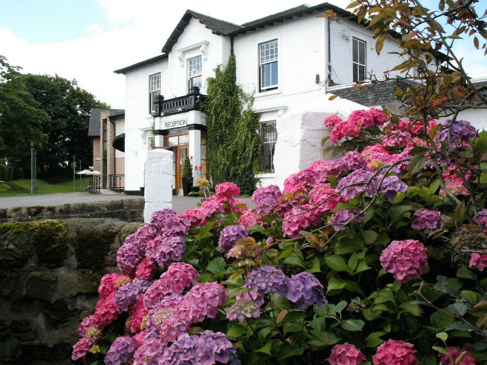Castlecary House Hotel Екстериор снимка