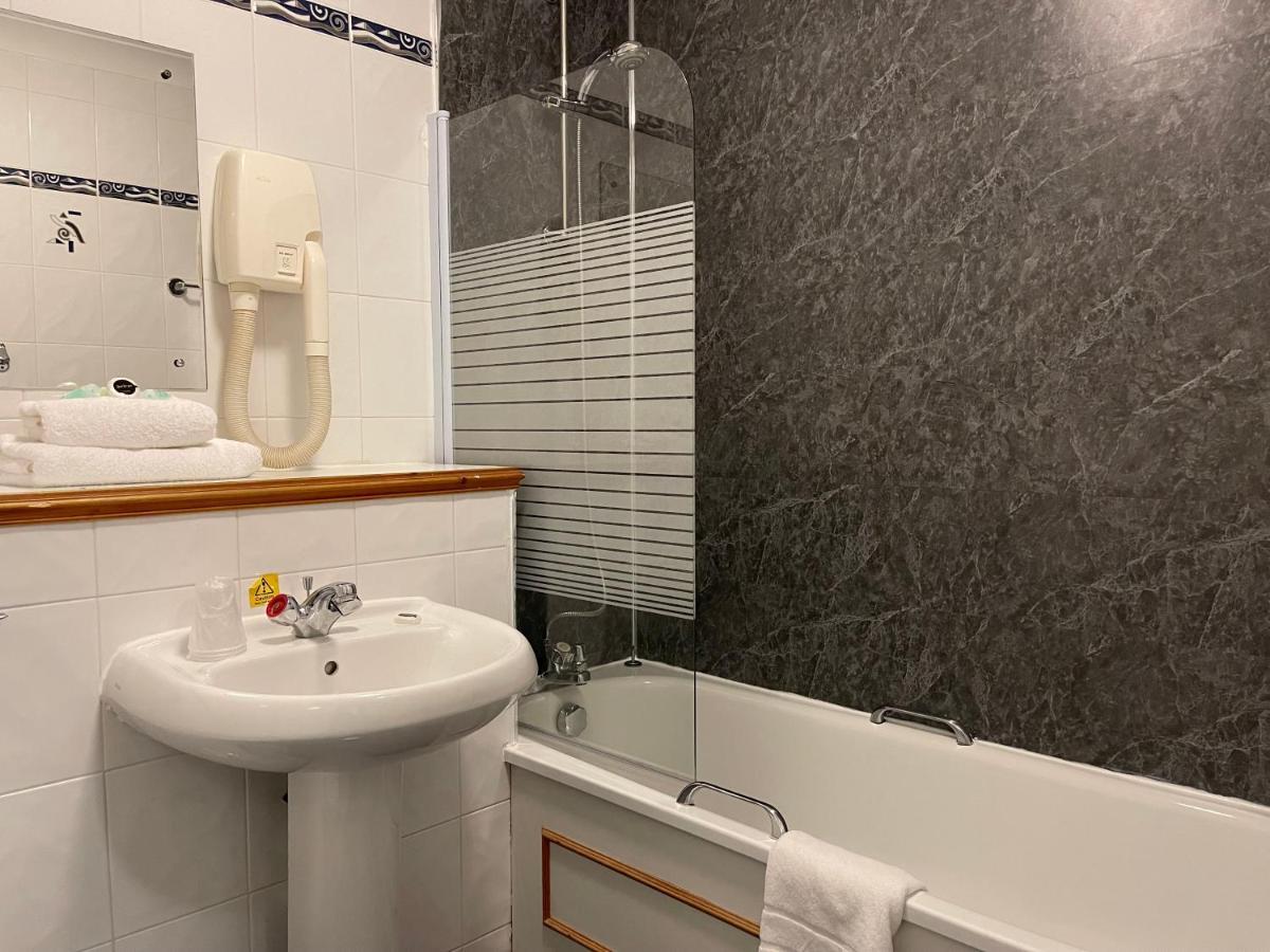 Castlecary House Hotel Екстериор снимка